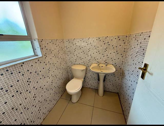 3 BEDROOM HOUSE FOR SALE IN CHASE VALLEY HEIGHTS